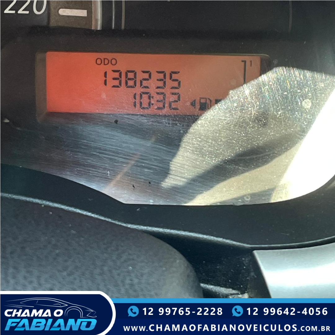 NISSAN March 1.0 16V 4P FLEX NISSAN March 1.0 16V 4P FLEX