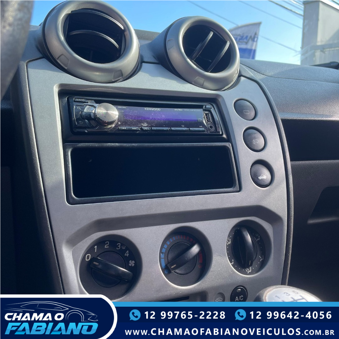 Fiesta Sedan 1.6 4P FLEX