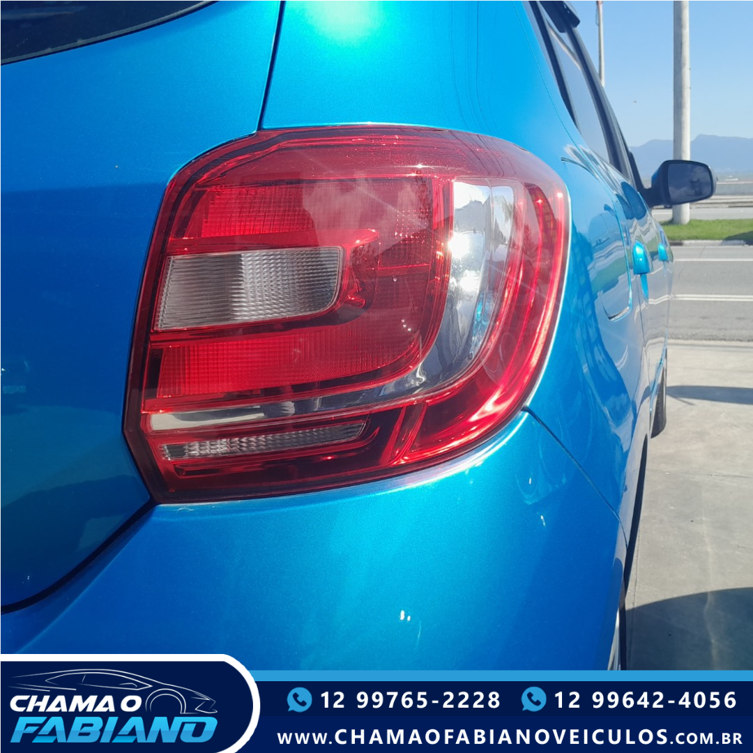 RENAULT Sandero 1.0 16V 4P FLEX EXPRESSION RENAULT Sandero 1.0 16V 4P FLEX EXPRESSION