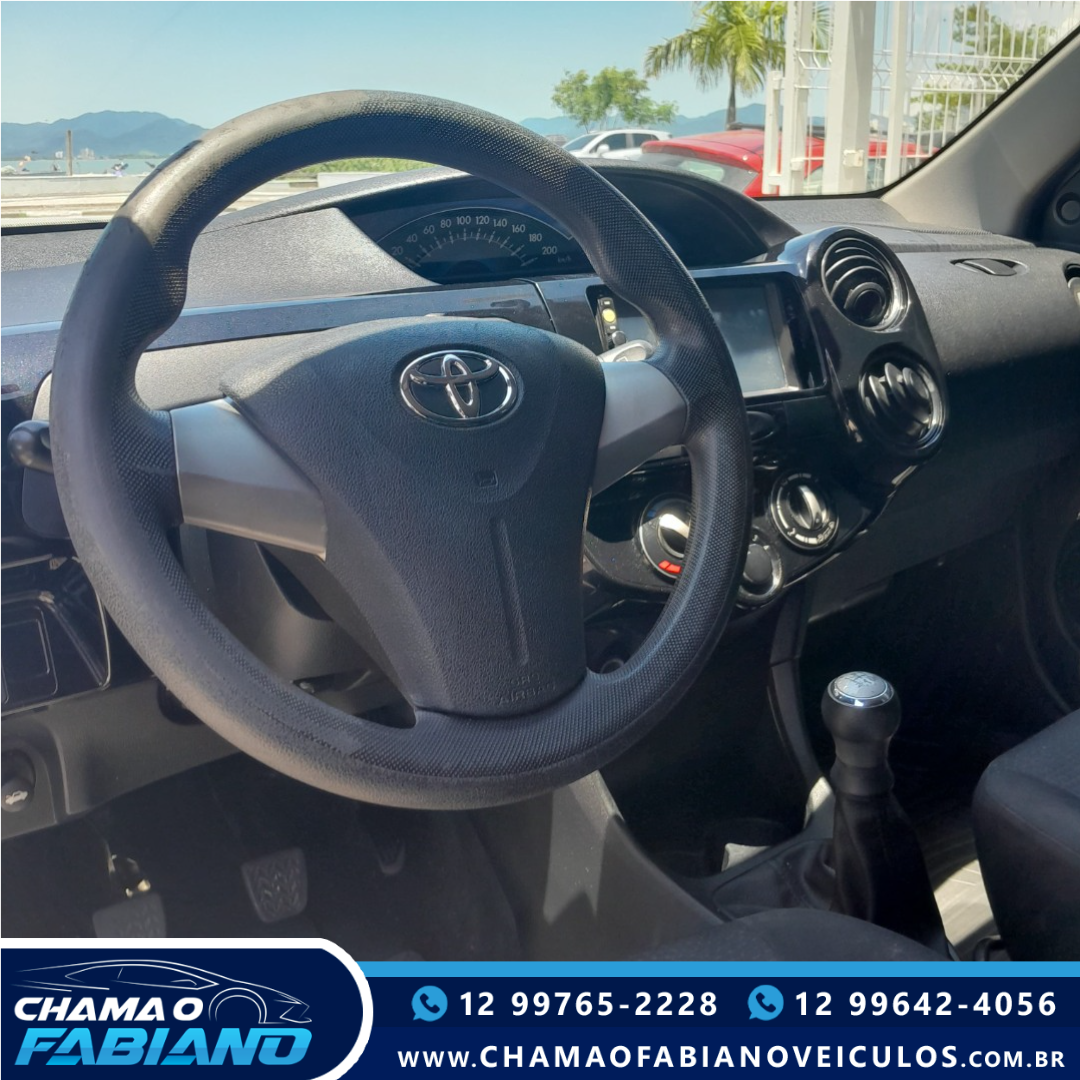 TOYOTA Etios Hatch 1.3 16V 4P FLEX X