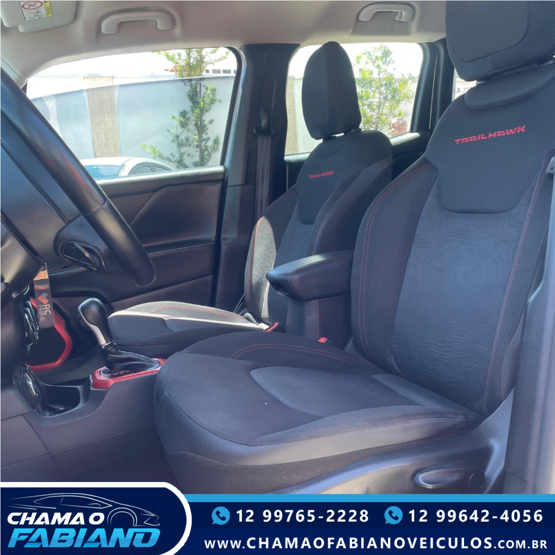 JEEP Renegade 2.0 16V 4P TURBO DIESEL TRAILHAWK 4X4 AUTOMÁTICO