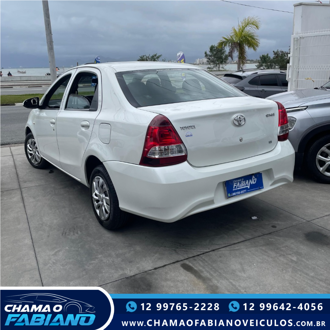 Etios Sedan 1.5 16V 4P FLEX X AUTOMÁTICO