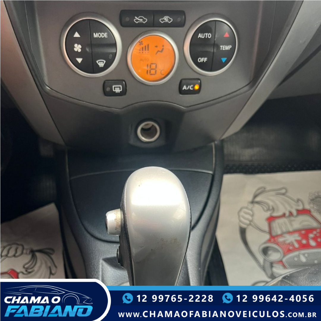 NISSAN Grand Livina 1.8 16V 4P SL FLEX AUTOMÁTICO