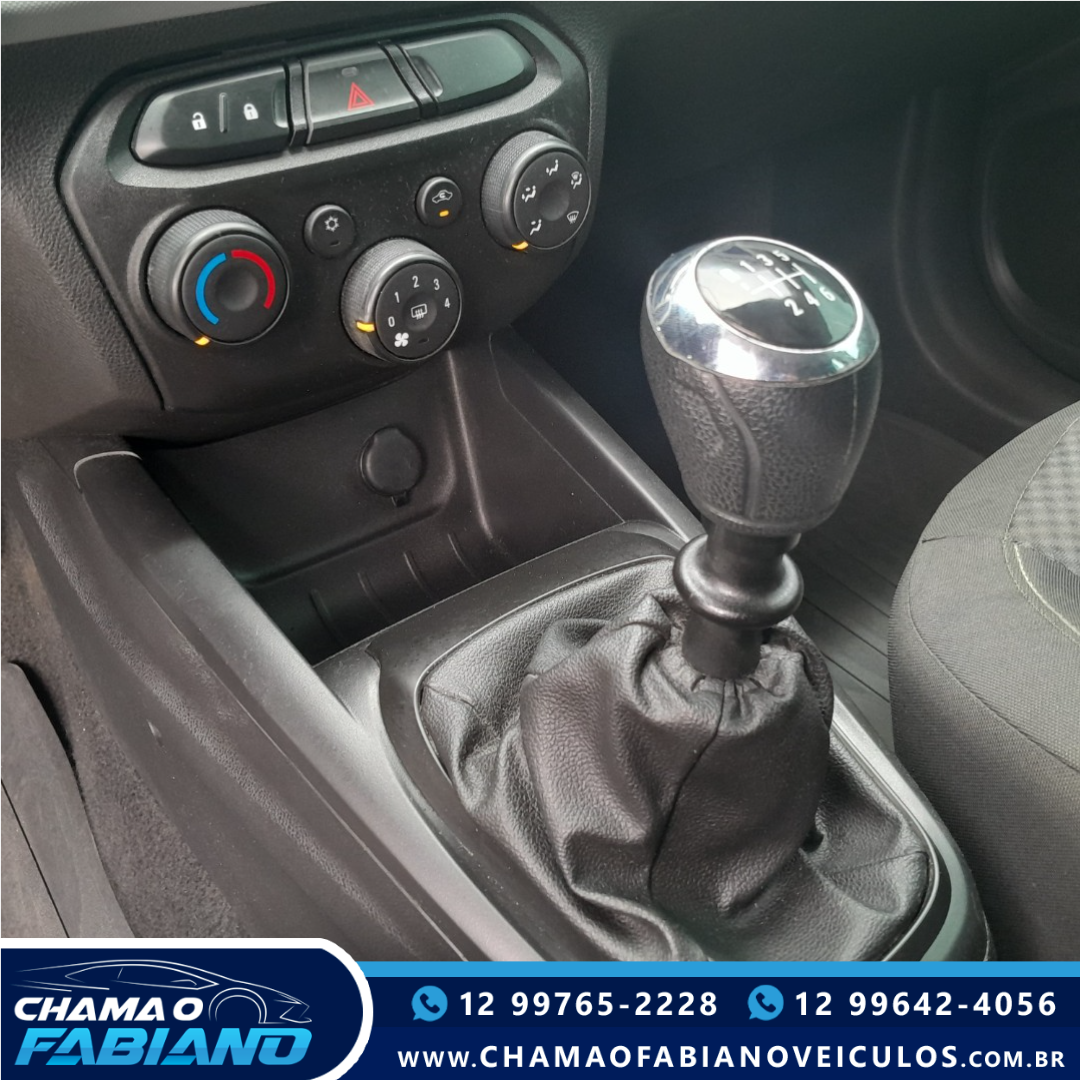 CHEVROLET Onix Hatch 1.0 4P FLEX JOY