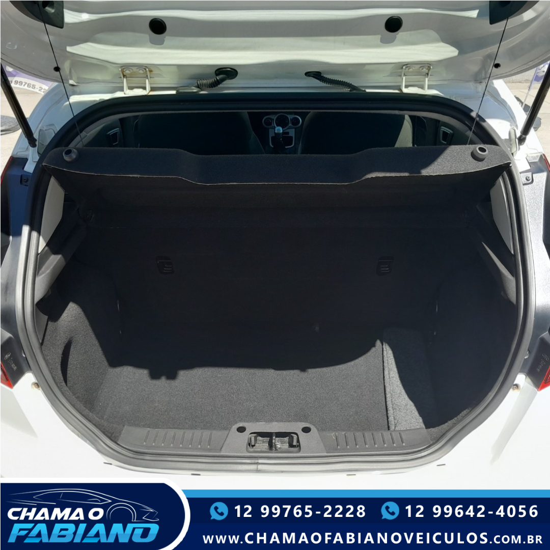 Fiesta Hatch 1.6 4P SE FLEX