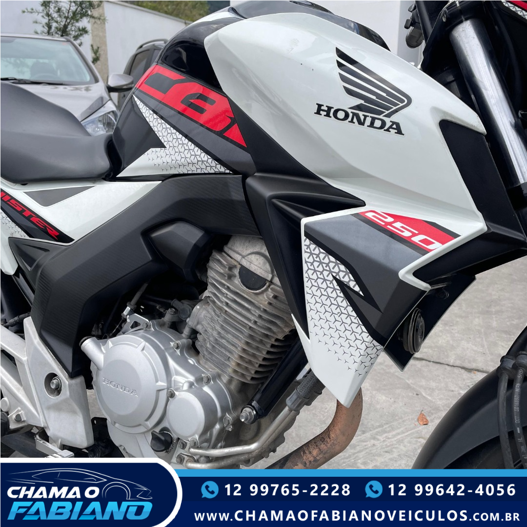 CB 250 F Twister Modelo sem Versão