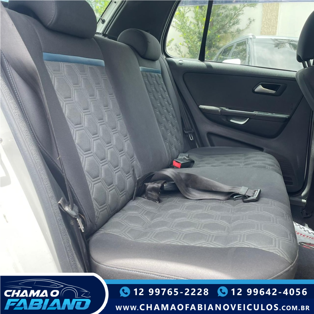 VOLKSWAGEN Fox 1.6 4P SELEÇÃO FLEX VOLKSWAGEN Fox 1.6 4P SELEÇÃO FLEX