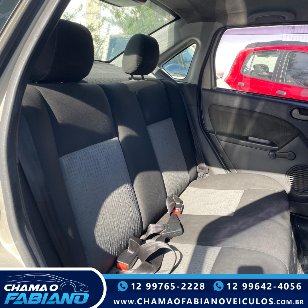 Fiesta Sedan 1.6 4P FLEX