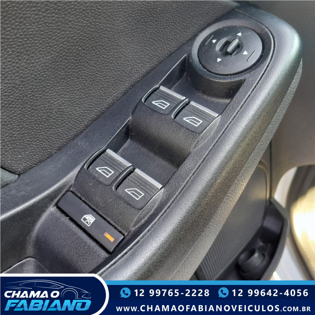 Fiesta Hatch 1.6 4P FLEX SE POWERSHIFT AUTOMÁTICO