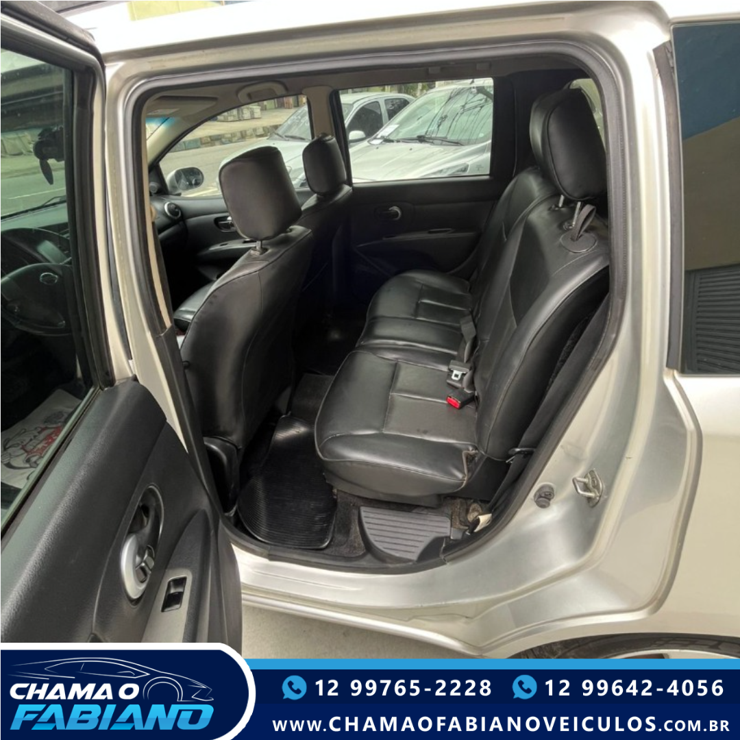 NISSAN Grand Livina 1.8 16V 4P SL FLEX AUTOMÁTICO