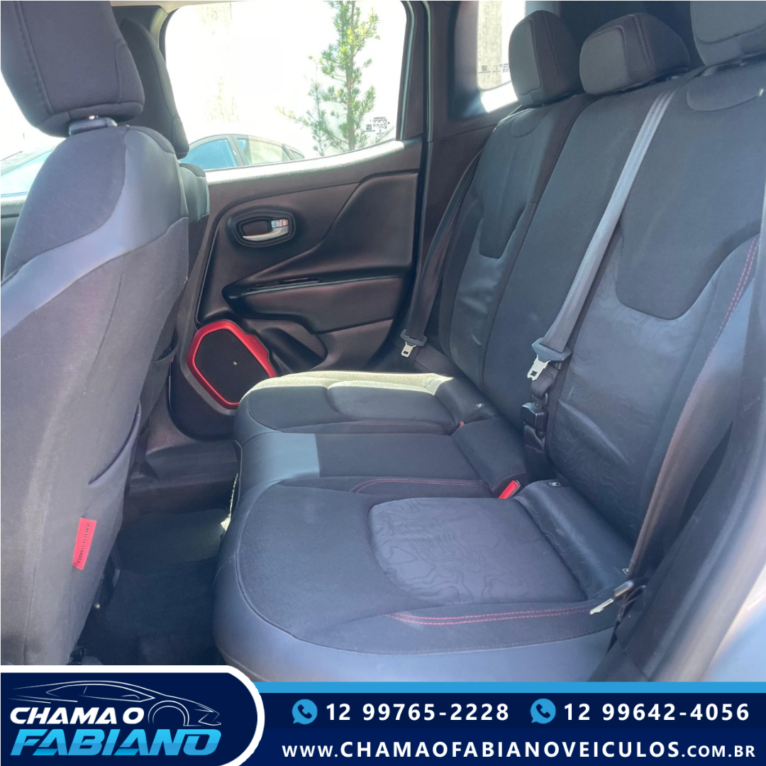 JEEP Renegade 2.0 16V 4P TURBO DIESEL TRAILHAWK 4X4 AUTOMÁTICO