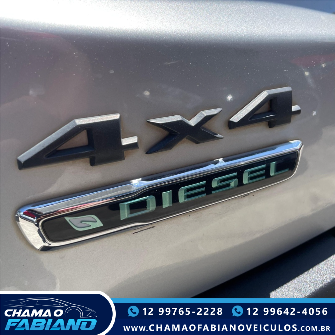 JEEP Renegade 2.0 16V 4P TURBO DIESEL TRAILHAWK 4X4 AUTOMÁTICO