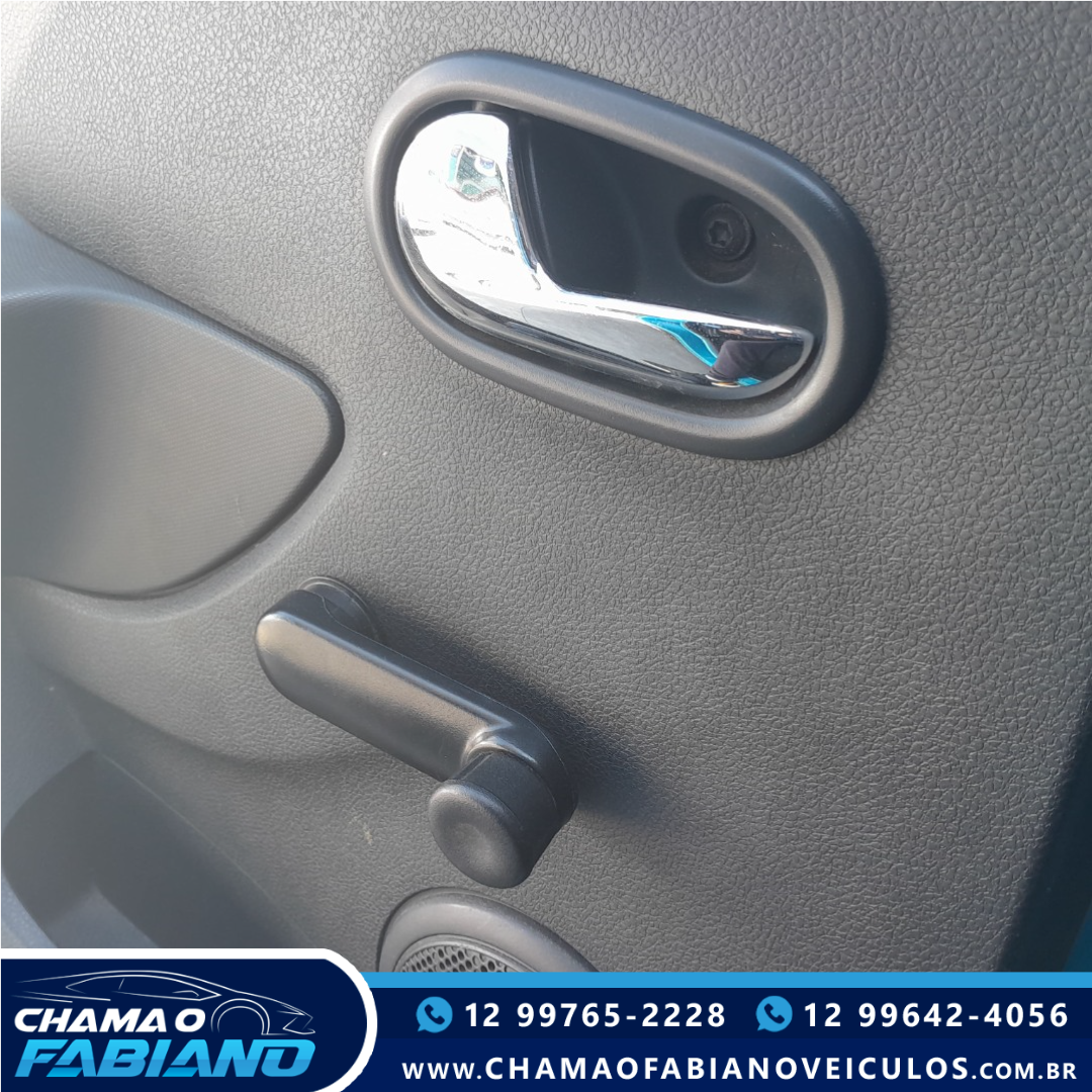 RENAULT Sandero 1.0 16V 4P FLEX EXPRESSION RENAULT Sandero 1.0 16V 4P FLEX EXPRESSION