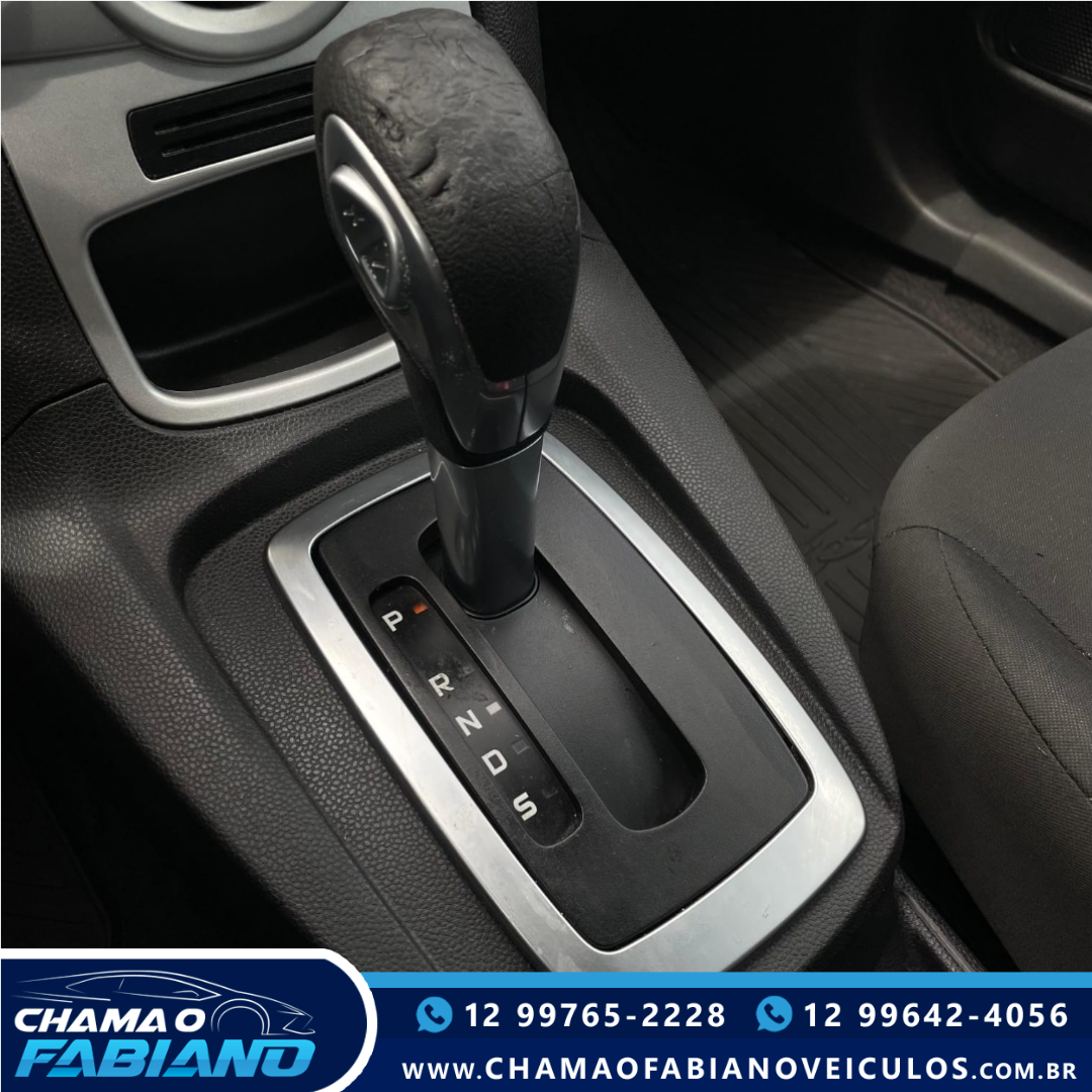 FORD Fiesta Hatch 1.6 16V 4P FLEX SE POWERSHIFT AUTOMÁTICO