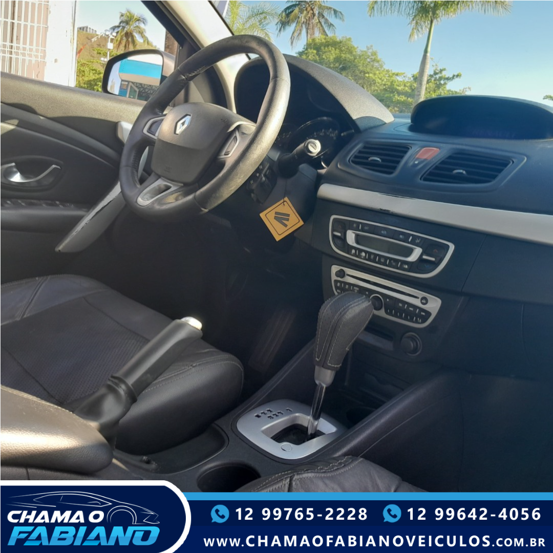 RENAULT Fluence 2.0 16V 4P FLEX DYNAMIQUE AUTOMÁTICO
