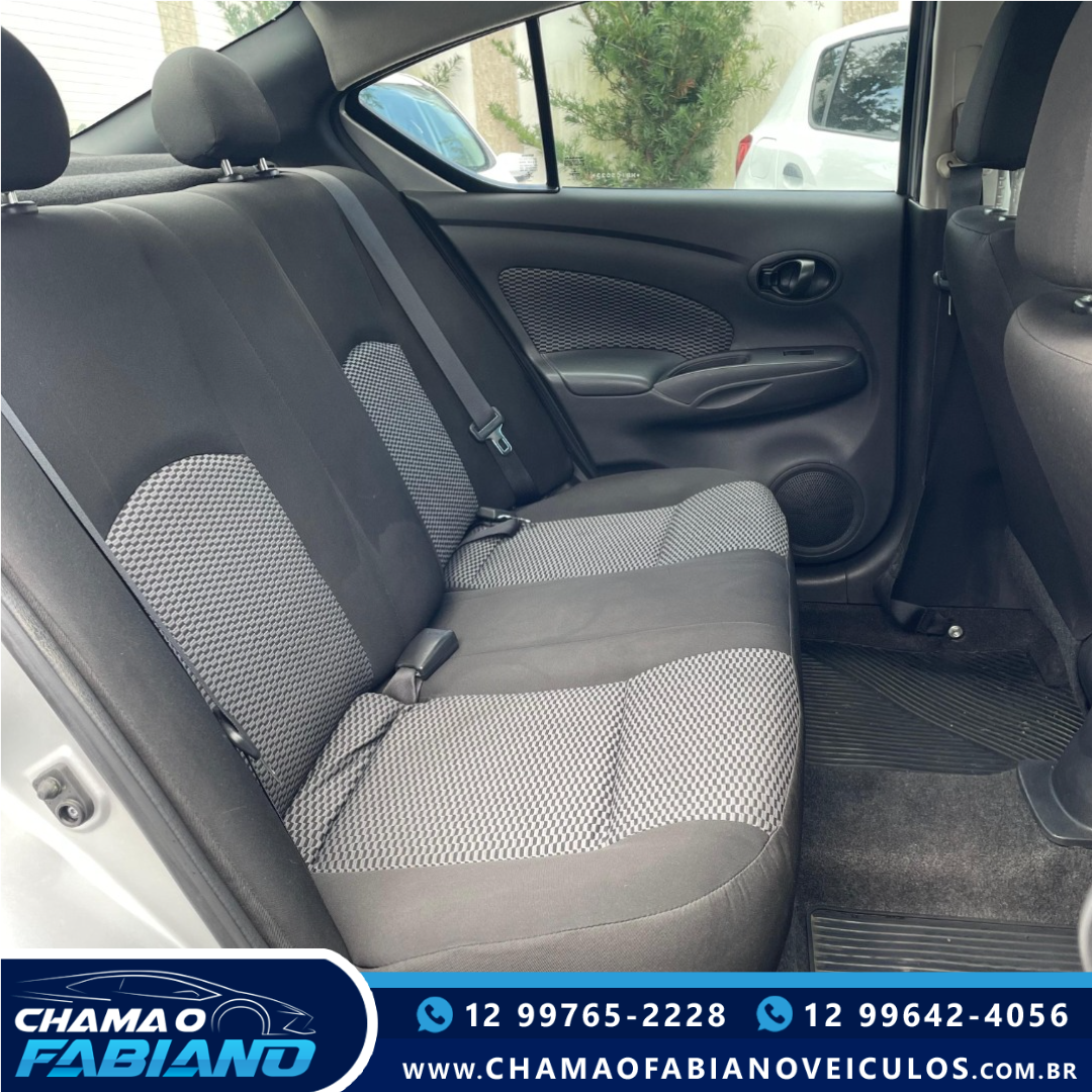 Versa Sedan 1.0 4P FLEX S