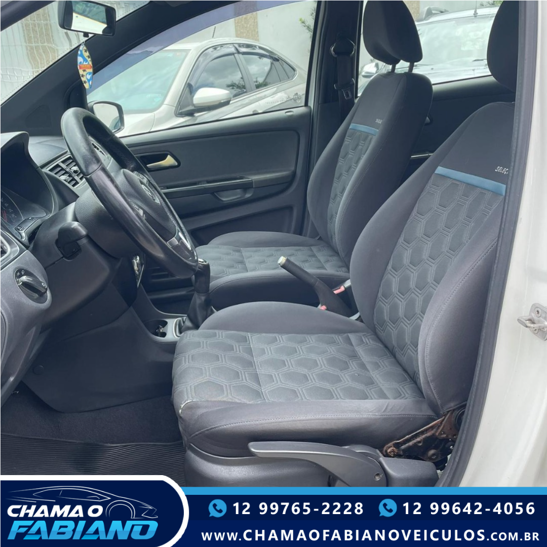VOLKSWAGEN Fox 1.6 4P SELEÇÃO FLEX VOLKSWAGEN Fox 1.6 4P SELEÇÃO FLEX