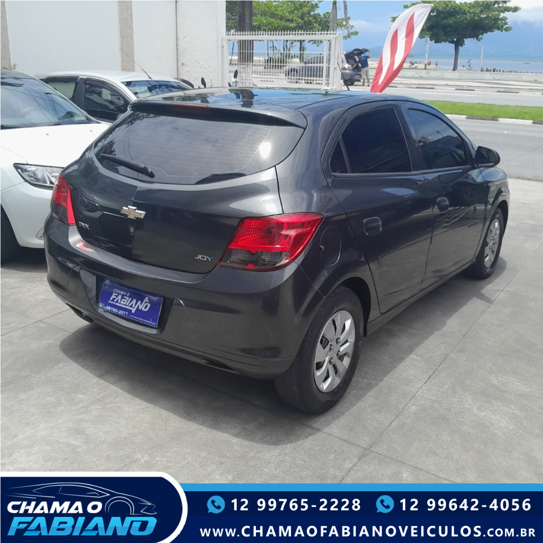 CHEVROLET Onix Hatch 1.0 4P FLEX JOY