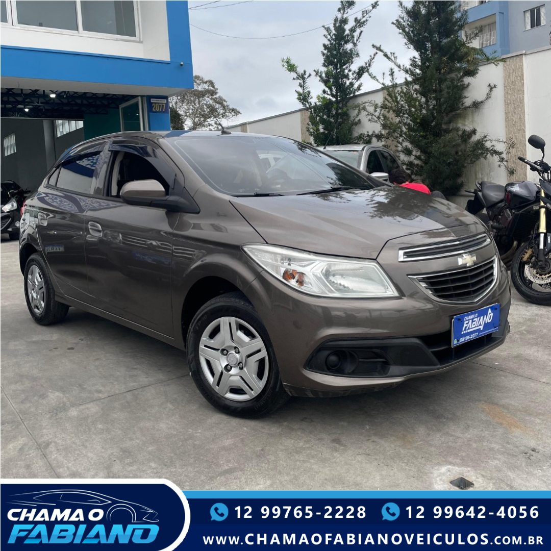 CHEVROLET Onix Hatch 1.0 4P FLEX LT CHEVROLET Onix Hatch 1.0 4P FLEX LT