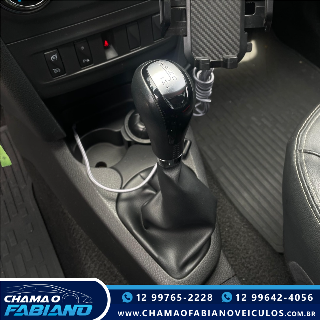 RENAULT Sandero 1.6 16V 4P FLEX STEPWAY AUTOMÁTICO RENAULT Sandero 1.6 16V 4P FLEX STEPWAY AUTOMÁTICO