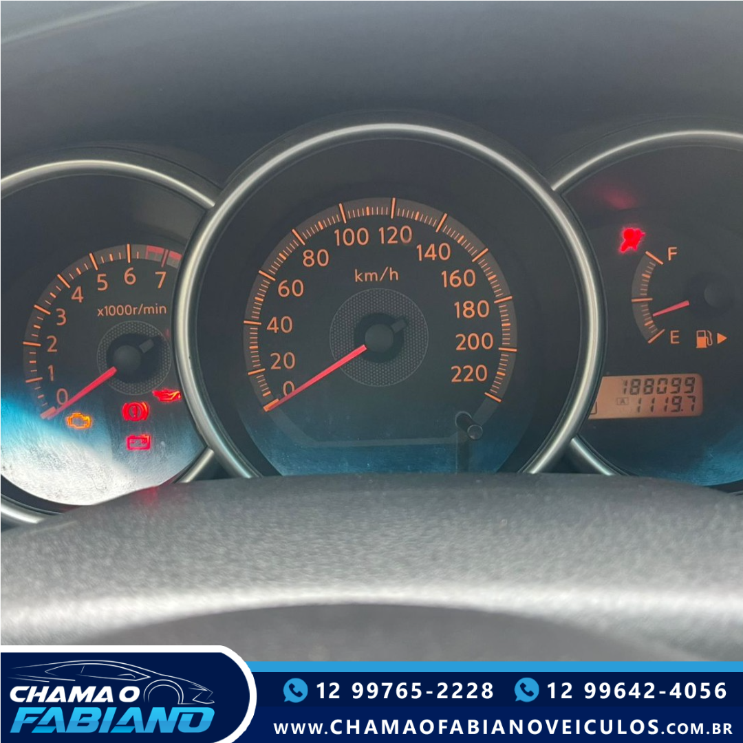 NISSAN Grand Livina 1.8 16V 4P SL FLEX AUTOMÁTICO