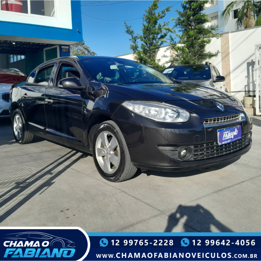 RENAULT Fluence 2.0 16V 4P FLEX DYNAMIQUE AUTOMÁTICO