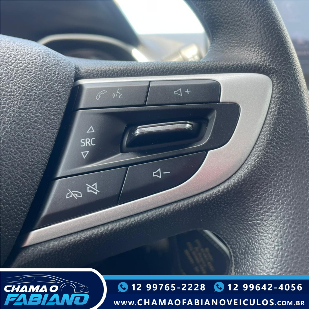 CHEVROLET Onix Hatch 1.0 4P FLEX LT TURBO