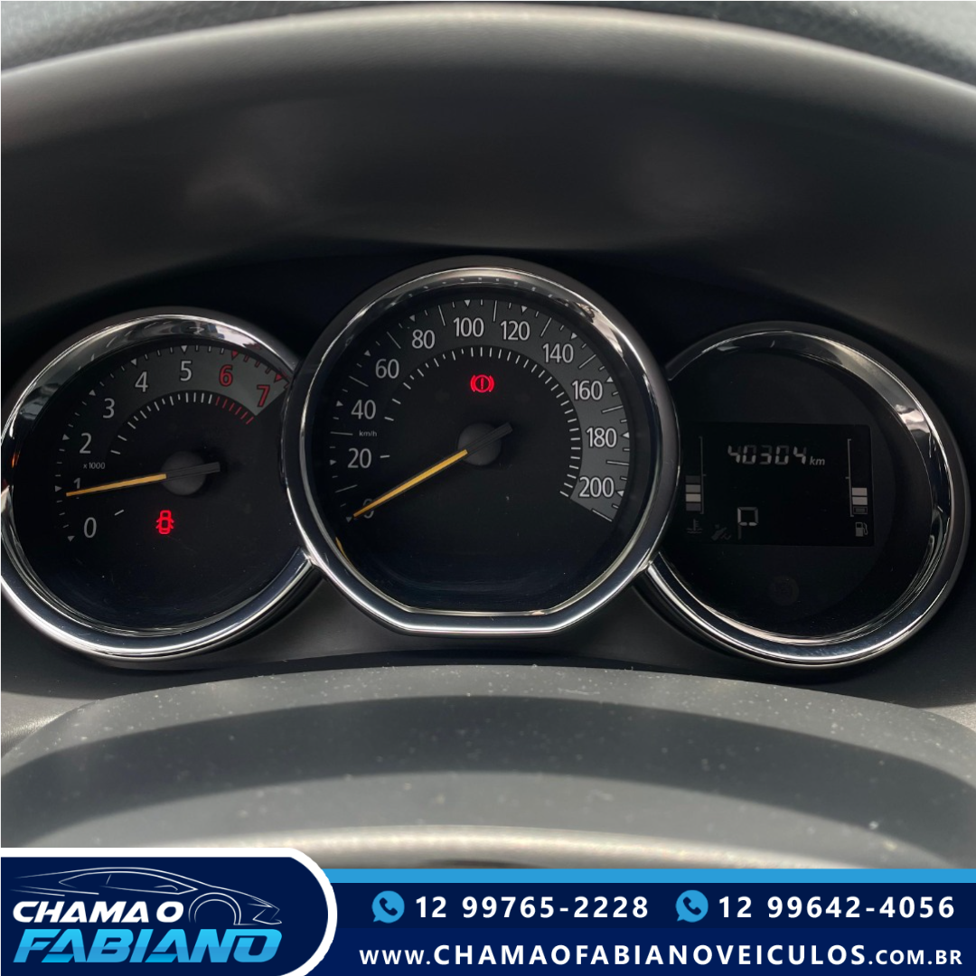 RENAULT Sandero 1.6 16V 4P FLEX STEPWAY AUTOMÁTICO RENAULT Sandero 1.6 16V 4P FLEX STEPWAY AUTOMÁTICO