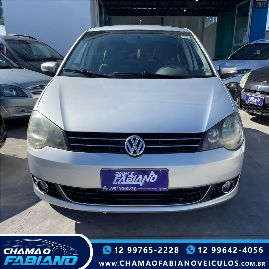 VOLKSWAGEN Polo Sedan 1.6 4P FLEX COMFORTLINE I-MOTION AUTOMATIZADO VOLKSWAGEN Polo Sedan 1.6 4P FLEX COMFORTLINE I-MOTION AUTOMATIZADO