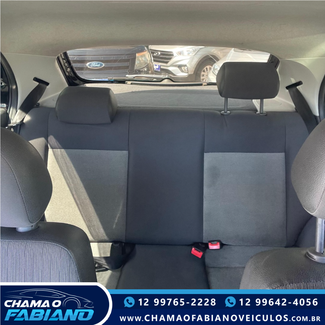 VOLKSWAGEN Gol 1.0 4P G4 FLEX