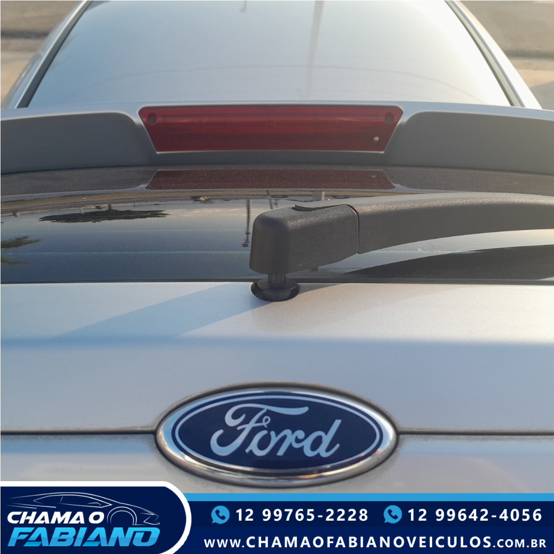 FORD Fiesta Hatch 1.6 16V 4P FLEX SE POWERSHIFT AUTOMÁTICO