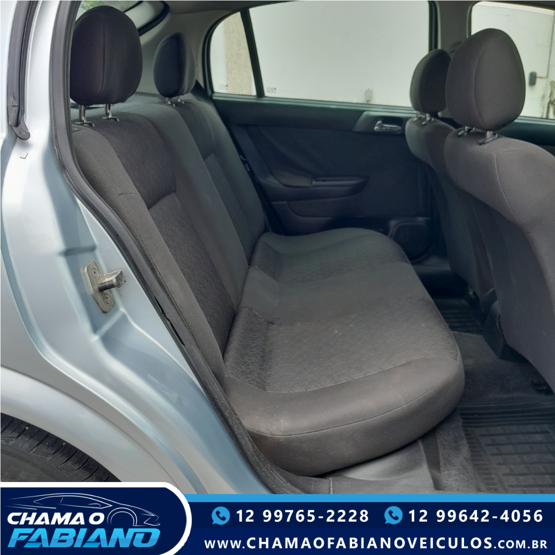 CHEVROLET Astra Hatch 2.0 4P ADVANTAGE FLEX AUTOMÁTICO