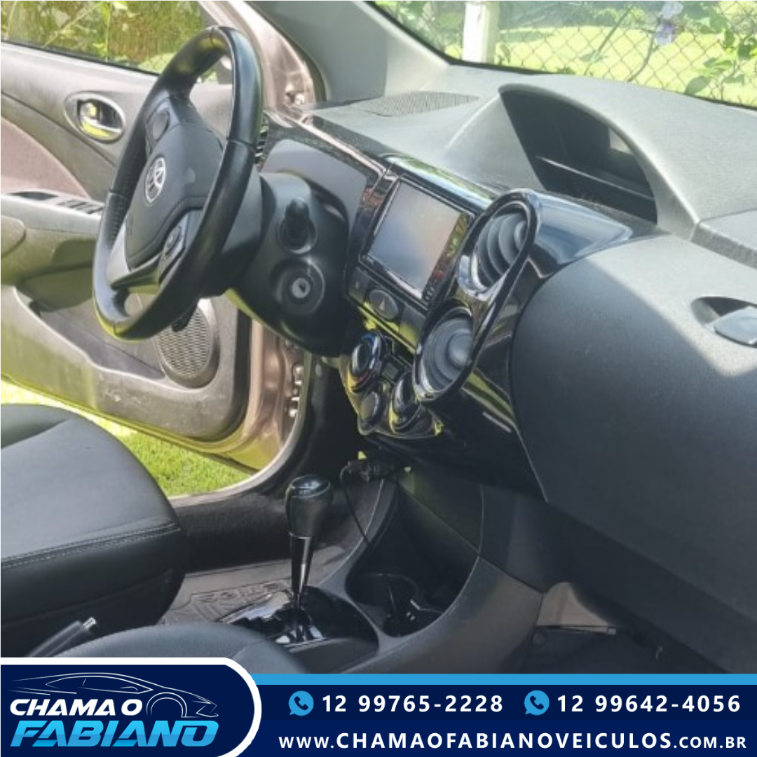 TOYOTA Etios Hatch 1.5 16V 4P FLEX XLS AUTOMÁTICO