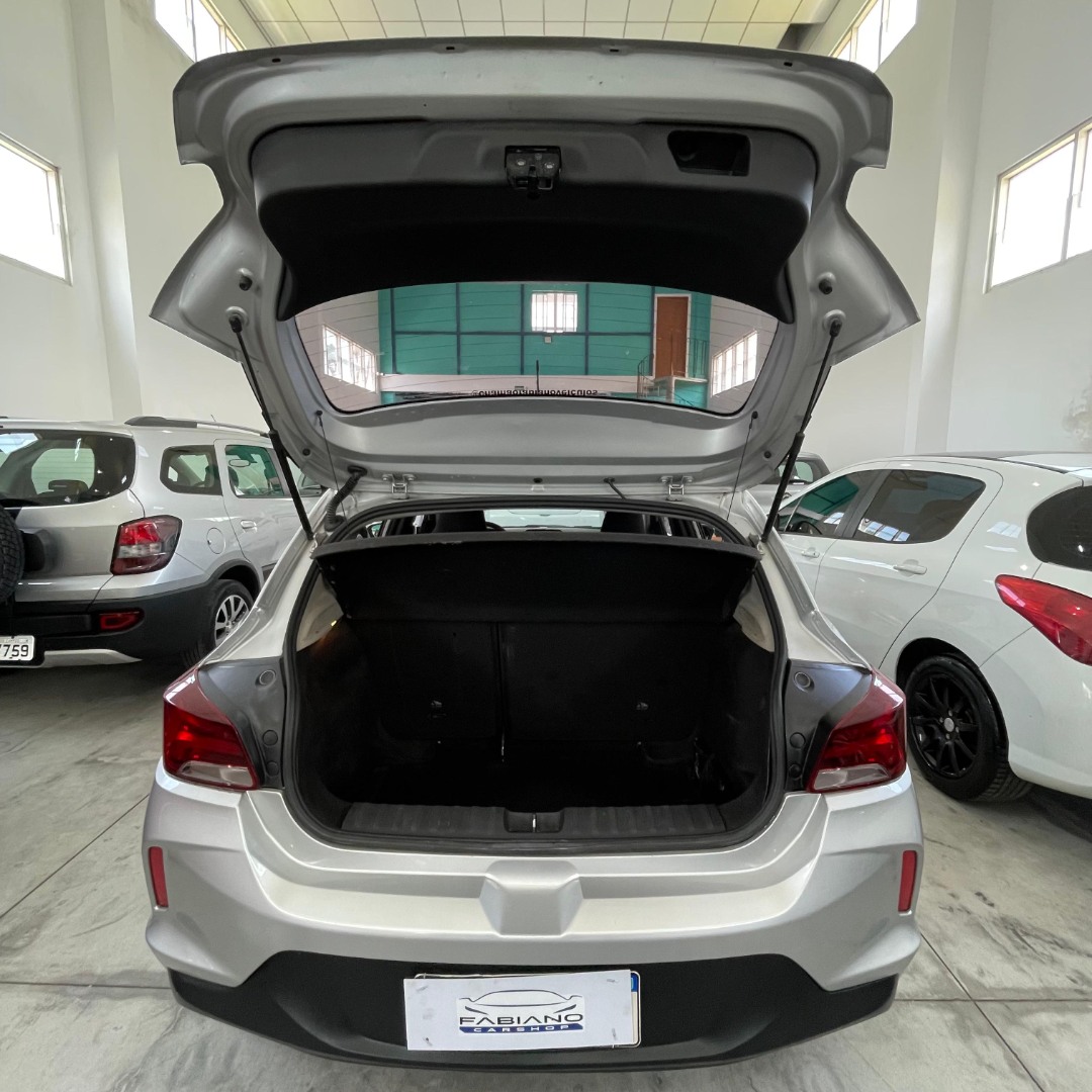 CHEVROLET Onix Hatch 1.0 4P FLEX LT TURBO