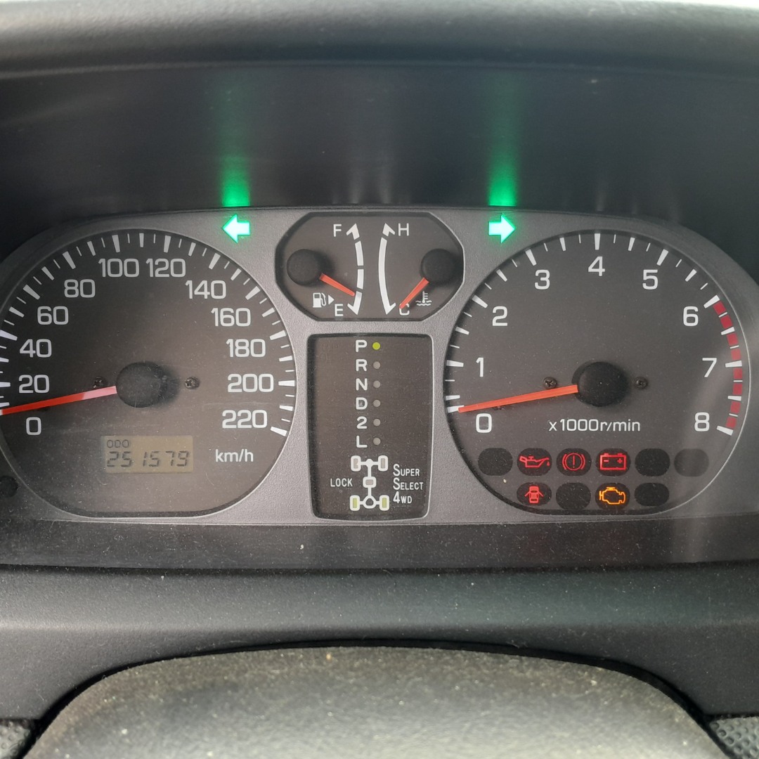 MITSUBISHI Pajero TR4 2.0 16V 4P 4X4 LONGE RANGE AUTOMÁTICO