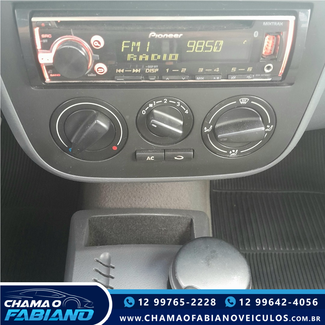 VOLKSWAGEN Gol 1.0 G4 FLEX