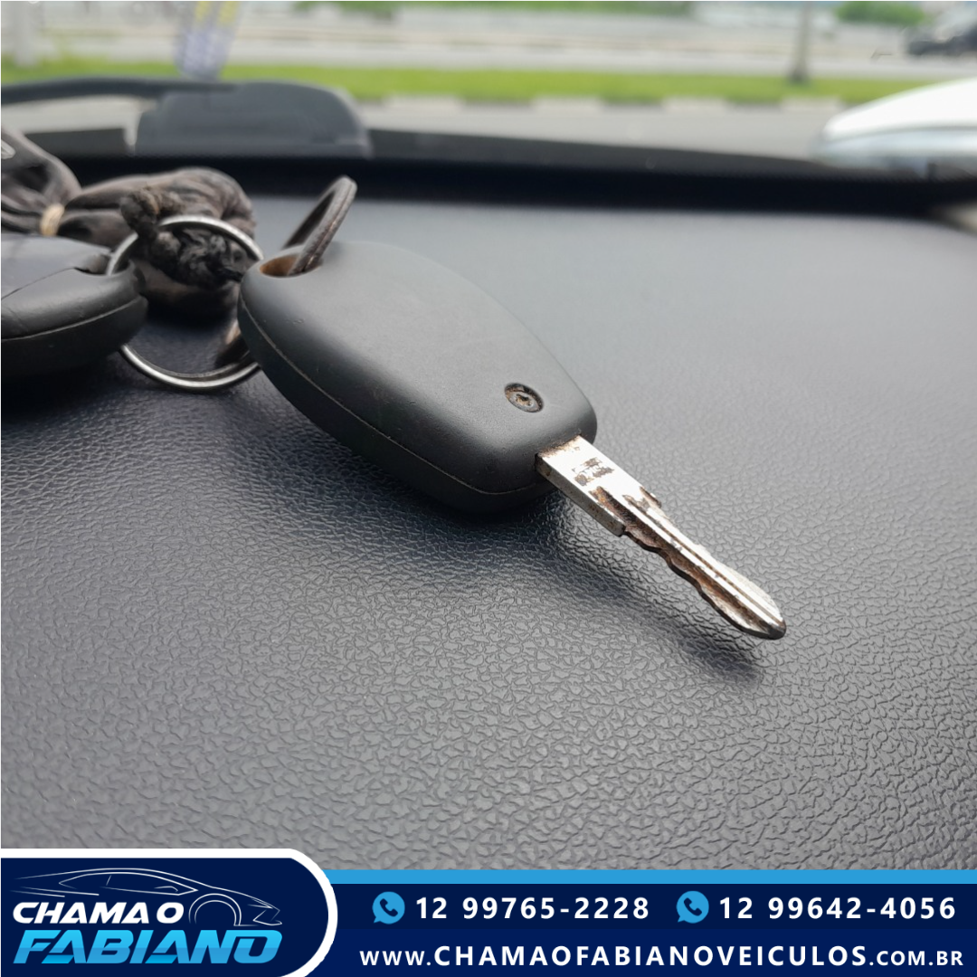 RENAULT Sandero 1.6 4P FLEX EXPRESSION