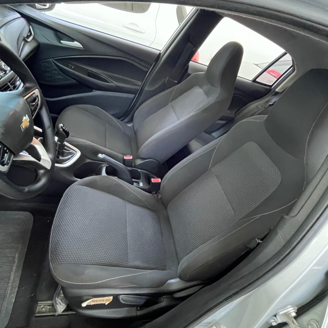 CHEVROLET Onix Hatch 1.0 4P FLEX LT TURBO
