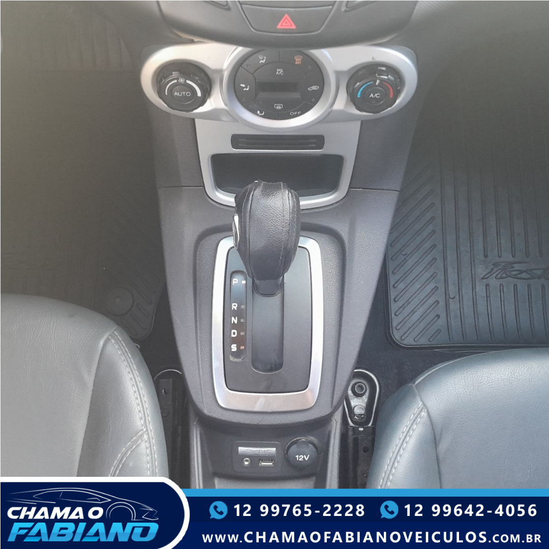 FORD Fiesta Hatch 1.6 16V 4P FLEX SE POWERSHIFT AUTOMÁTICO