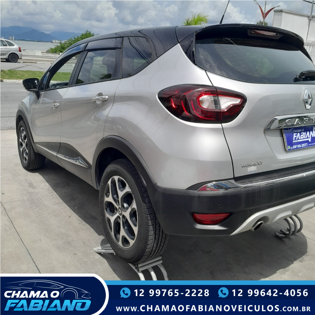 RENAULT Captur 1.6 16V 4P FLEX SCE INTENSE X-TRONIC CVT