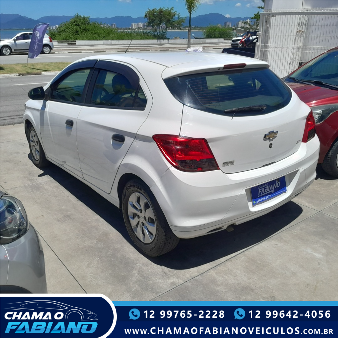 CHEVROLET Onix Hatch 1.0 4P FLEX JOY