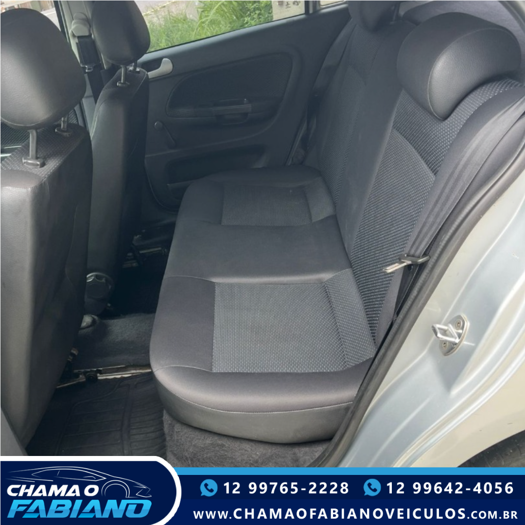 VOLKSWAGEN Gol 1.0 4P TRENDLINE FLEX