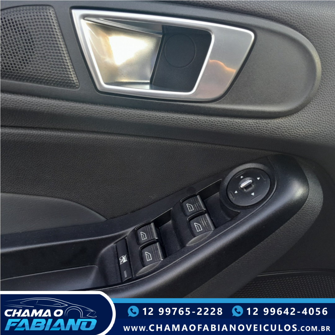 FORD Fiesta Hatch 1.6 16V 4P FLEX SE POWERSHIFT AUTOMÁTICO