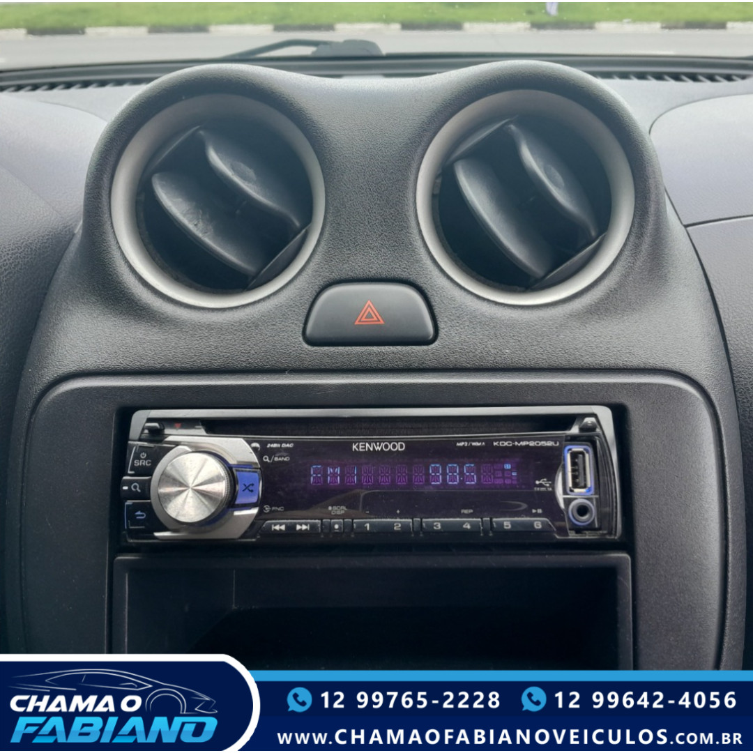 NISSAN March 1.0 12V 4P S FLEX