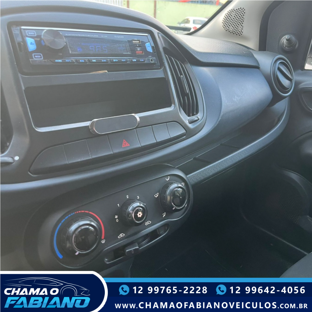 FIAT Uno 1.0 4P FLEX ATTRACTIVE