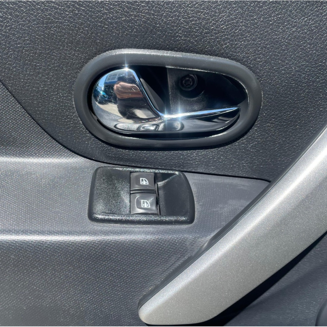 RENAULT Sandero 1.0 16V 4P FLEX EXPRESSION