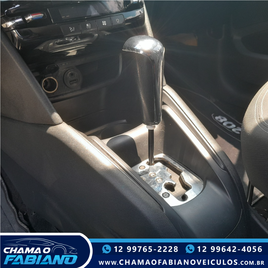 PEUGEOT 208 1.6 16V 4P FLEX GRIFFE AUTOMÁTICO