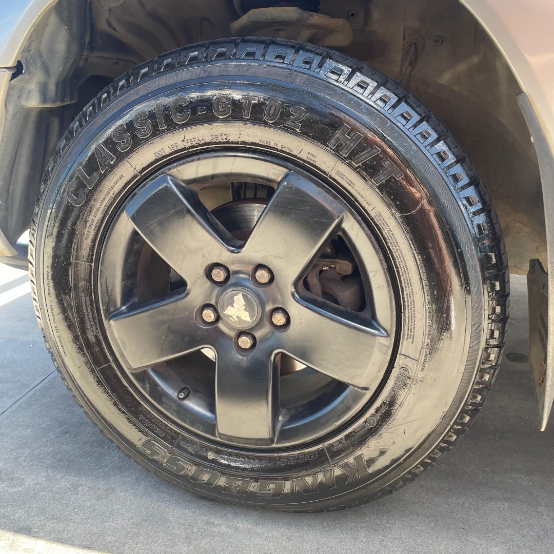 MITSUBISHI Pajero TR4 2.0 16V 4P 4X4 LONGE RANGE AUTOMÁTICO