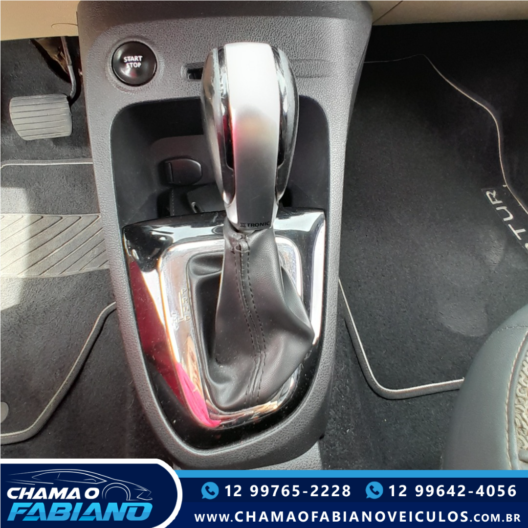 RENAULT Captur 1.6 16V 4P FLEX SCE INTENSE X-TRONIC CVT