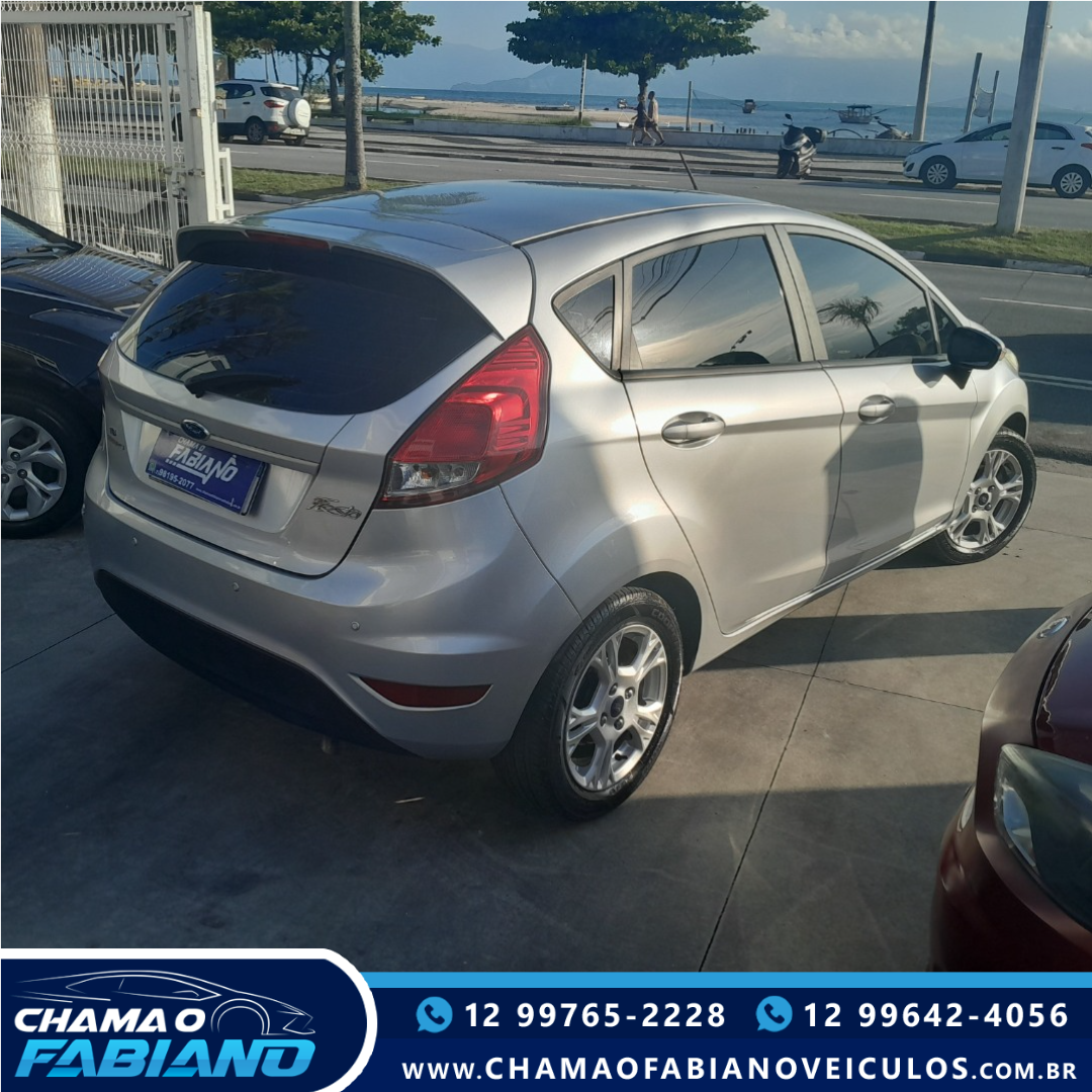 FORD Fiesta Hatch 1.6 16V 4P FLEX SE POWERSHIFT AUTOMÁTICO
